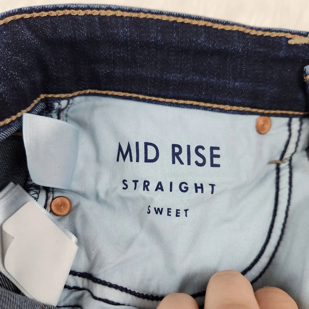 Lucky Brand Mid Rise Straight Sweet Dark Wash Denim Cutoff Short